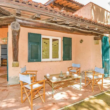 Дом отдыха Casa Pescaia Кастильоне-делла-Пеская